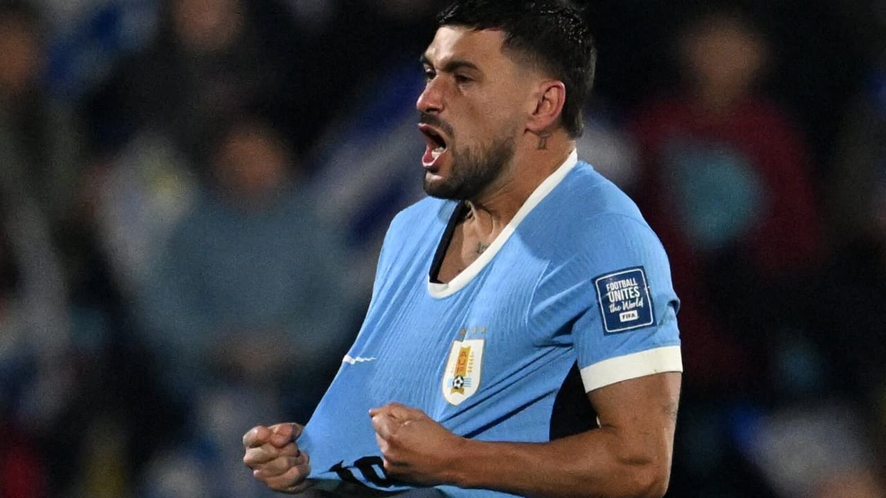 Arrascaeta brilha com golaço pelo Uruguai: 'Gênio'