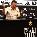 Atlético tem 'seis' com salário de Hulk, afirma Menin ao defender SAF