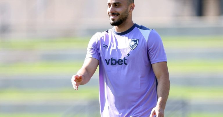 Botafogo faz primeiro treino nos EUA com reforços; veja fotos