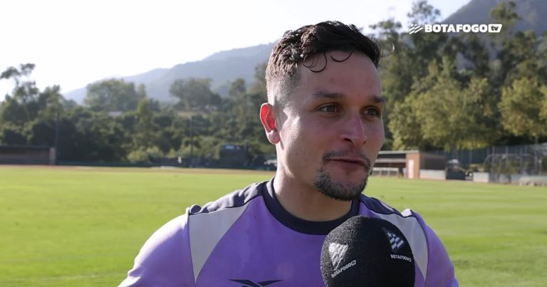 Botafogo lança vídeo do primeiro treino; Artur diz que foi ‘muito produtivo’ Botafogo lança vídeo do primeiro treino; Artur diz que foi ‘muito produtivo’