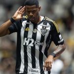 Botafogo propõe nova oferta por Júnior Santos, do Atlético-MG