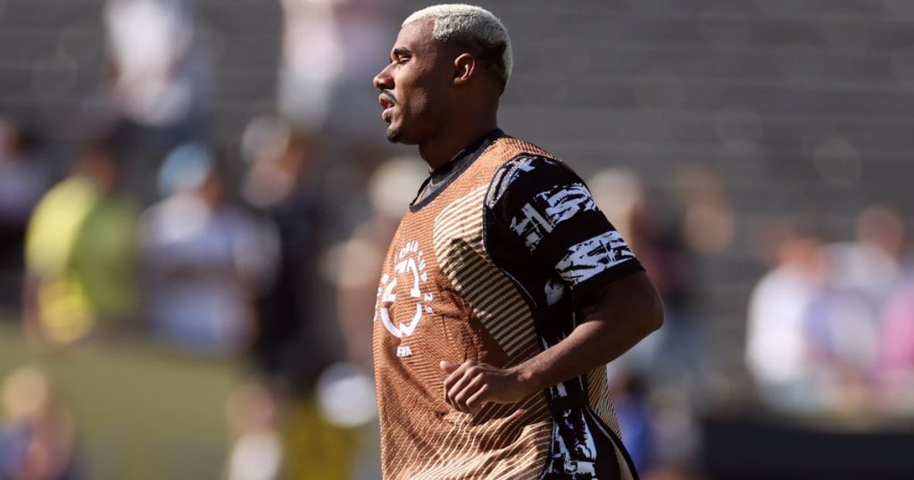 Botafogo terá Jair e Cuiabano contra o Palmeiras; veja escalação