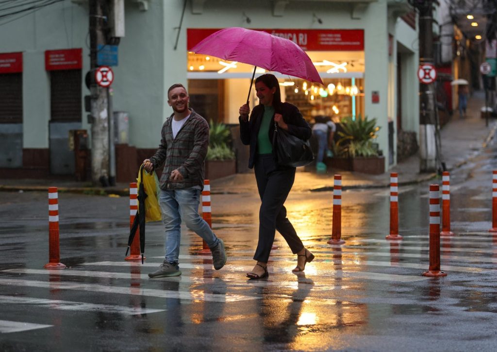 Chuva marca início da semana no Sul e Sudeste; veja a previsão