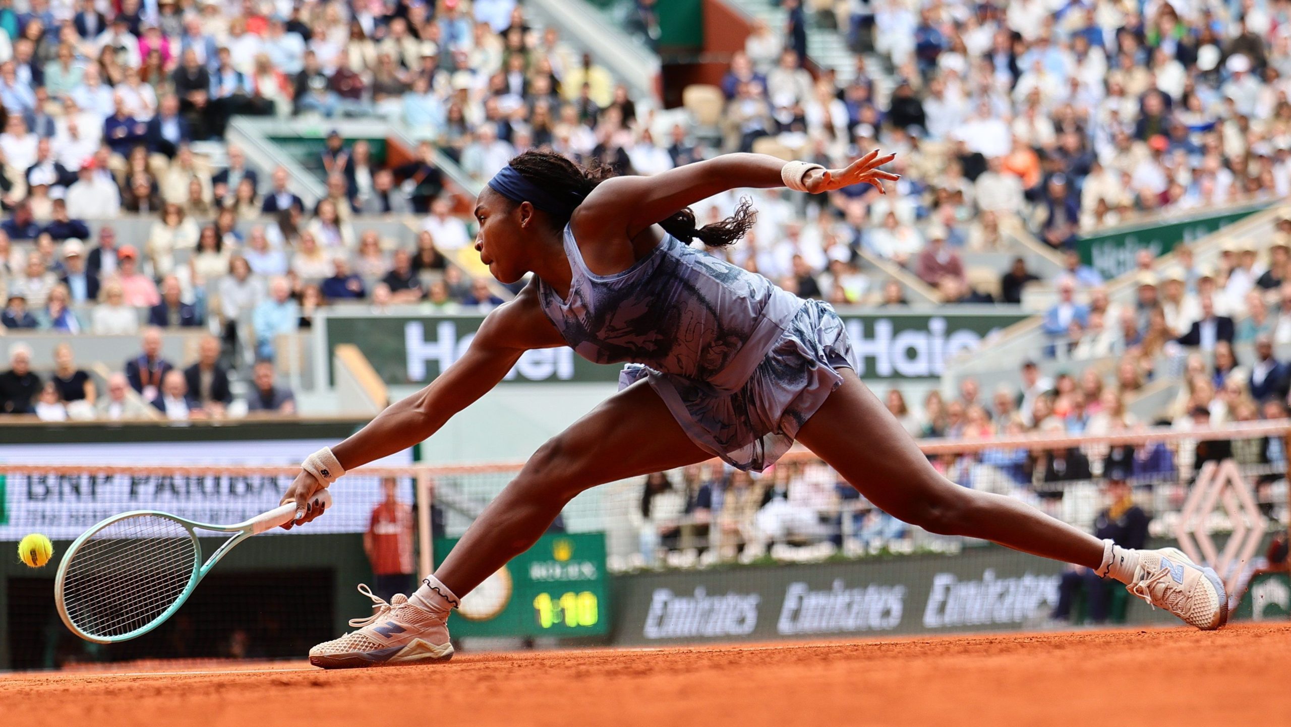 Coco Gauff conquista Roland Garros ao vencer Sabalenka de virada