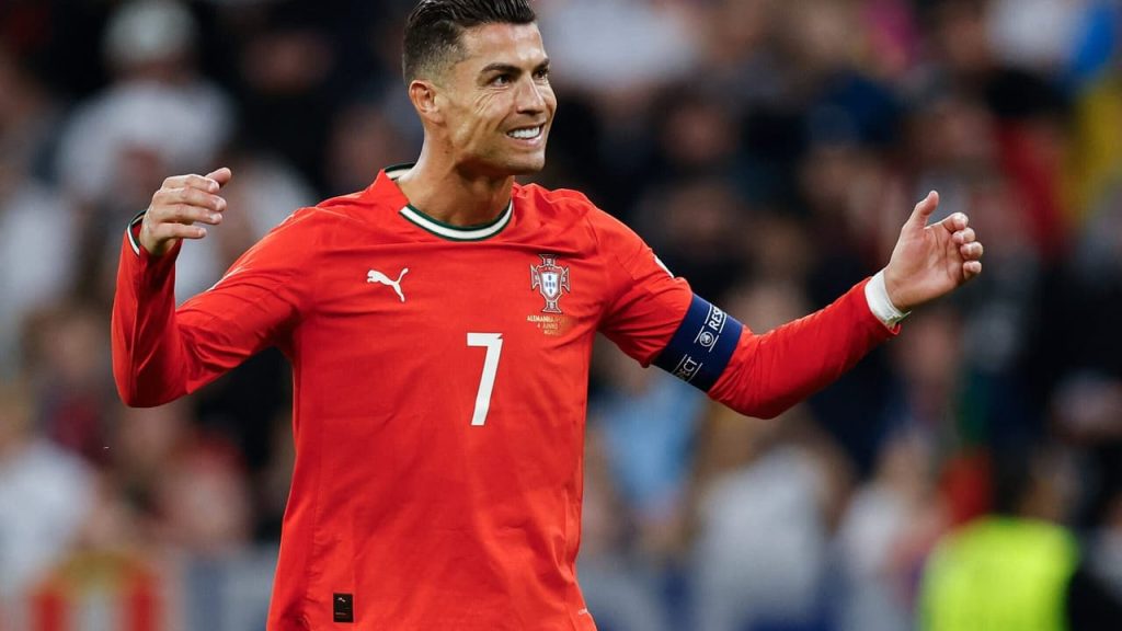 Cristiano Ronaldo bomba nas redes ao provocar jogador da Espanha