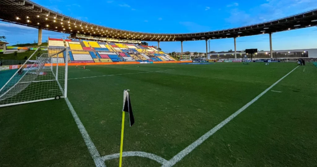 Cruzeiro enfrentará Estudiantes e mais um argentino em torneio internacional