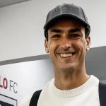 Dinenno impressiona ao comentar sobre Pedrinho, do Cruzeiro, no São Paulo
