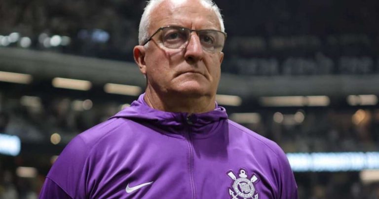 Dorival aprova e Corinthians disputa jogador com São Paulo