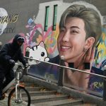 Duas megastars do K-pop do BTS são liberadas do serviço militar