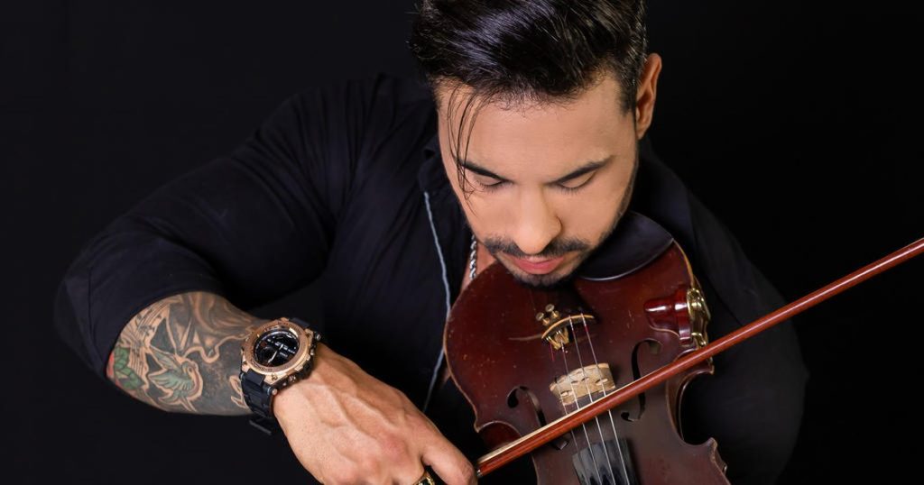 Falece Douglas Mendes, violinista gaúcho, aos 36 anos