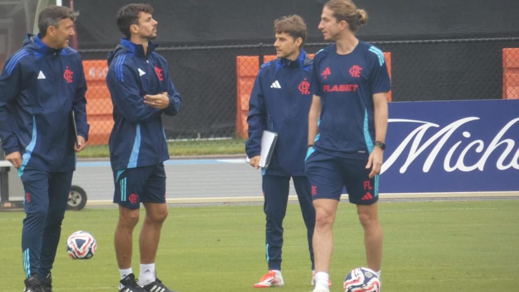 Flamengo tem dúvida para estreia no Mundial; confira provável escalação