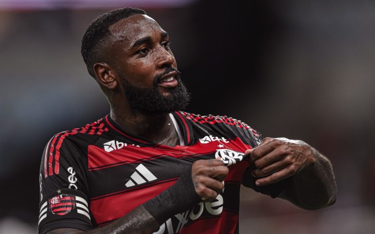 Gerson deve permanecer como capitão do Flamengo no Mundial? Gerson deve permanecer como capitão do Flamengo no Mundial?