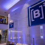 Ibovespa se estabiliza com Vale; fiscal e política em foco
