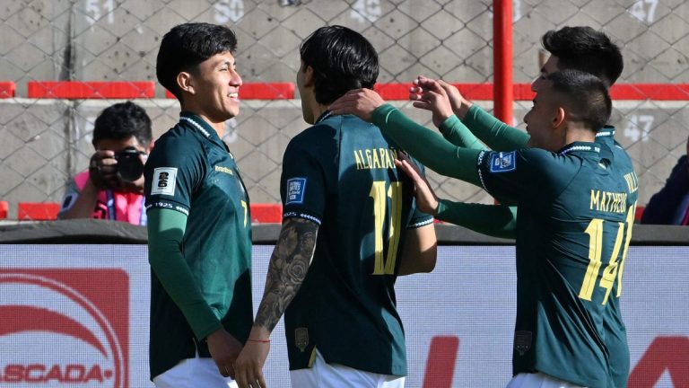 Jogador do América se destaca e seleção sonha com a Copa após 30 anos Jogador do América se destaca e seleção sonha com a Copa após 30 anos