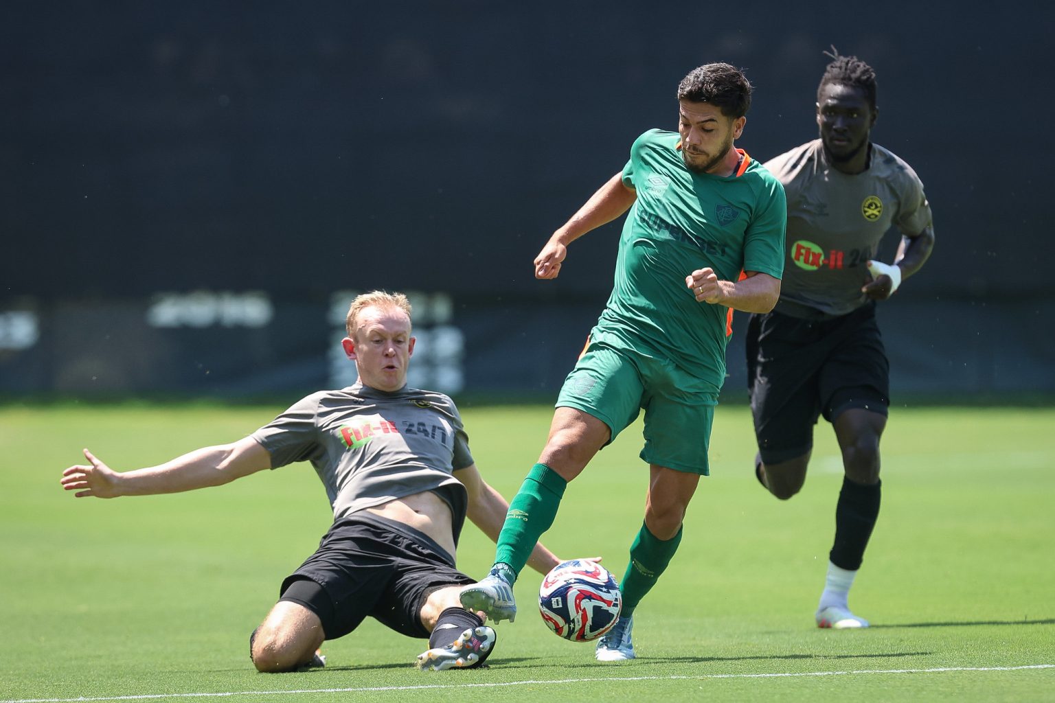 Jogadores do Charleston Battery enganaram a imprensa sobre placar de amistoso com Fluminense