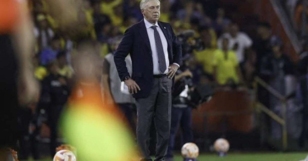 Jornalista inglês destaca limitações de Pedro e sugere centroavante a Ancelotti