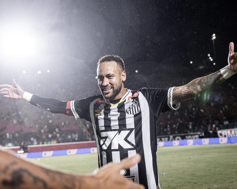 Marcelo Teixeira apresenta propostas para Santos com Neymar no exterior