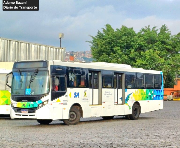 Motorista de ônibus do ABC chega a quase R$ 4,5 mil com reajuste Motorista de ônibus do ABC chega a quase R$ 4,5 mil com reajuste