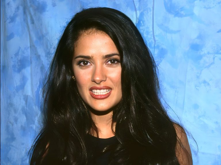 O filme que Salma Hayek nunca se cansará de assistir