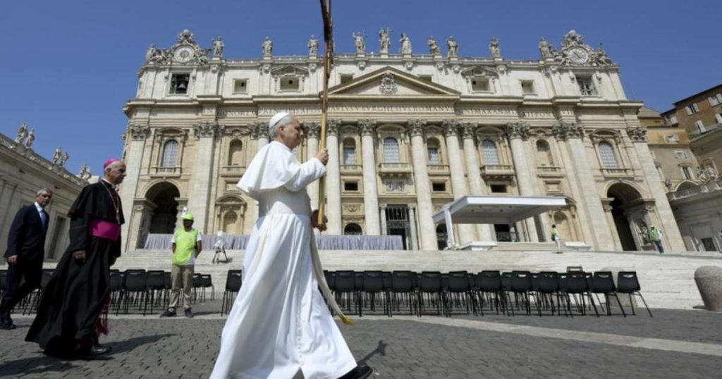 Papa afirma que Vaticano deve 'criar pontes e relações'
