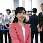 Princesa Kako parte de Narita para 1ª visita oficial ao Brasil