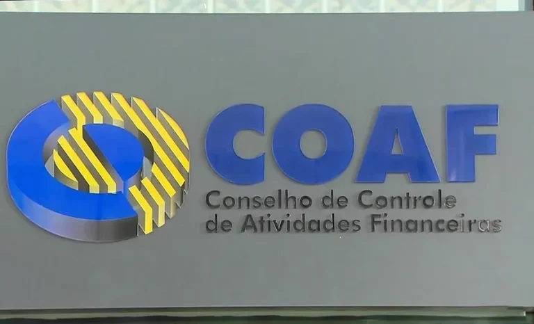RIFs e o direito fundamental à proteção de dados pessoais RIFs e o direito fundamental à proteção de dados pessoais