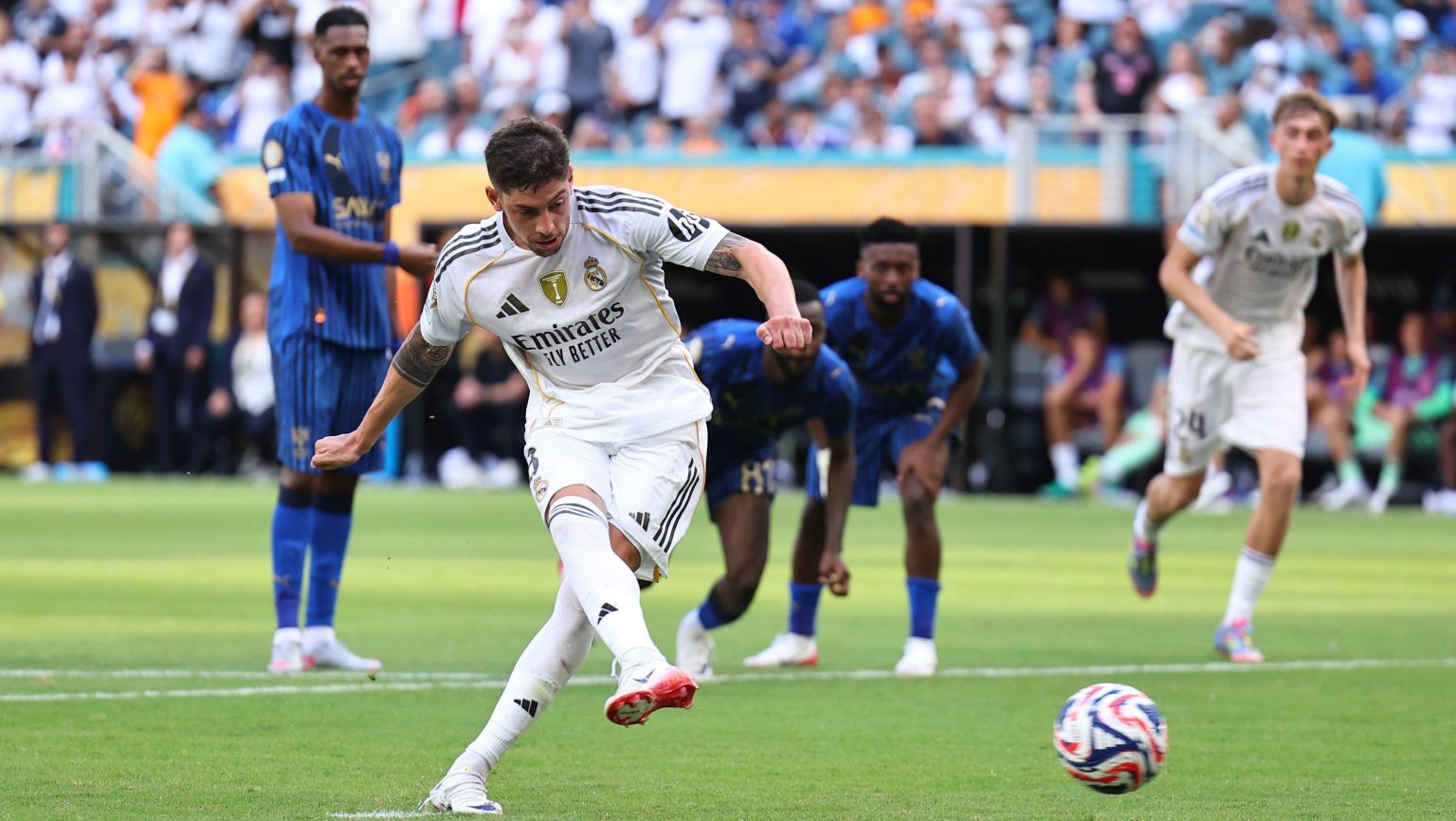 Real Madrid decepciona, perde pênalti e empata com Al-Hilal