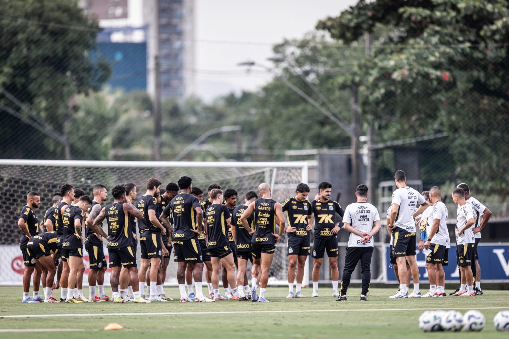 Santos faz jogo-treino com Portuguesa Santista visando o Brasileirão