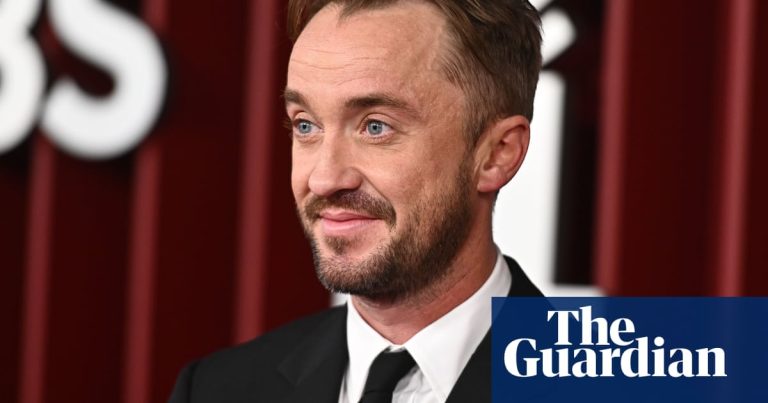 Tom Felton apoia JK Rowling apesar de controvérsias sobre gênero