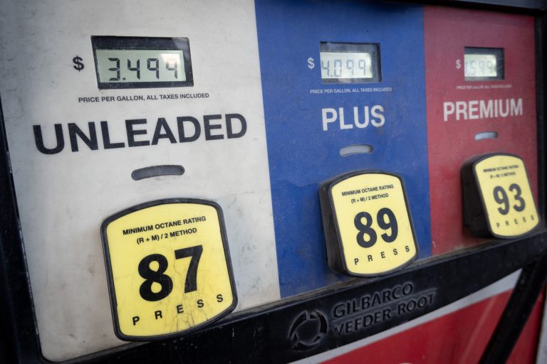 Um Milhão de Motoristas Orientados a Evitar Postos de Gasolina Um Milhão de Motoristas Orientados a Evitar Postos de Gasolina