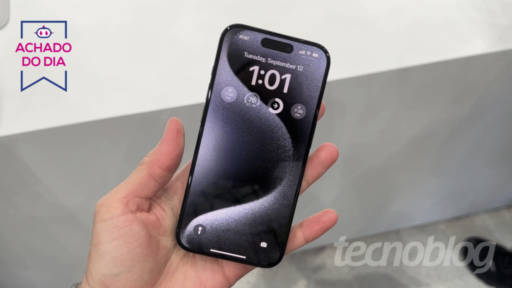 iPhone 15 com 43% de desconto no Dia dos Namorados na Magalu!