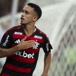 Cruzeiro apresenta proposta por Matheus Gonçalves, atacante do Flamengo