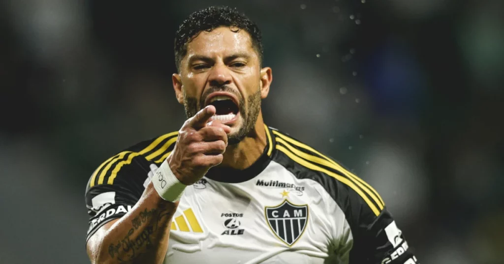 Dublador lê lábios de Hulk em Palmeiras x Atlético e comenta briga com árbitro