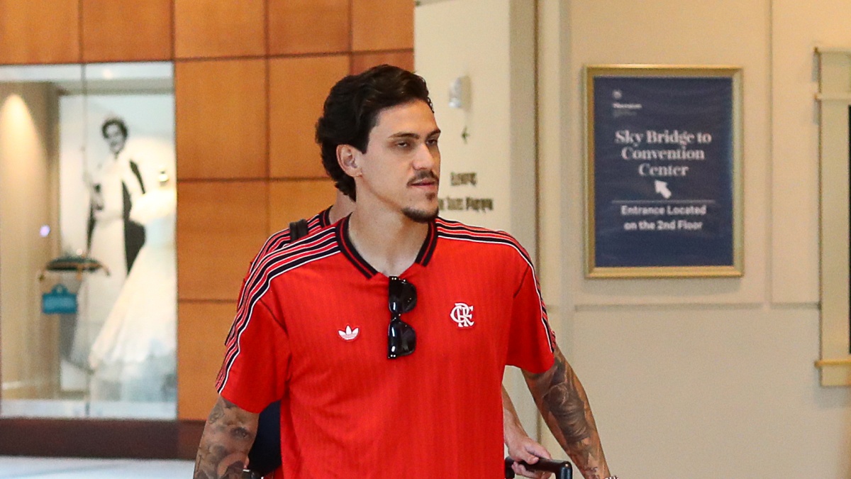 Flamengo se pronuncia sobre possível saída de Pedro