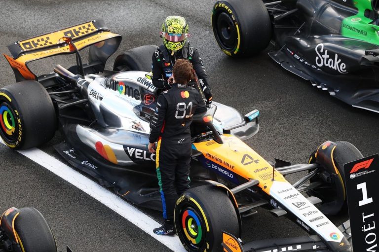 McLaren se pronuncia sobre pedido de Piastri em Silverstone McLaren se pronuncia sobre pedido de Piastri em Silverstone