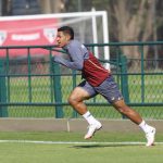 Ryan Francisco tem lesão no joelho esquerdo e fará cirurgia.