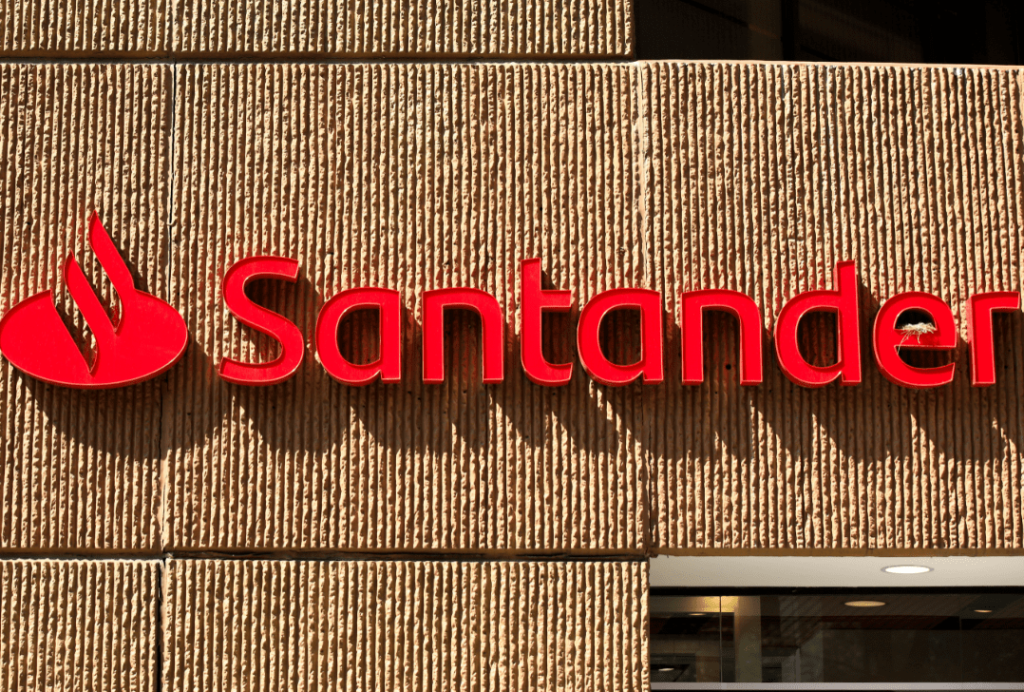 Santander (SANB11) lucra R$ 3,659 bi no 2º tri, alta de 9,8%